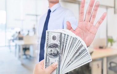 犯挪用资金罪要判多久